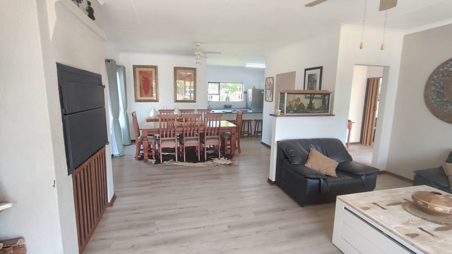 3 Bedroom Property for Sale in Stilbaai Wes Western Cape